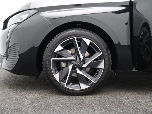 Peugeot 308 1.2 PureTech Allure Pack Business Parkeersenoren Voor en Achter | Dodehoekbewaking | Cruise Contr... ActivLease financial lease