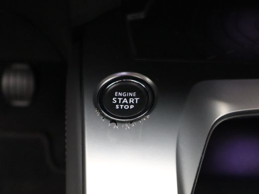 Peugeot 308 1.2 PureTech Allure Pack Business Parkeersenoren Voor en Achter | Dodehoekbewaking | Cruise Contr... ActivLease financial lease