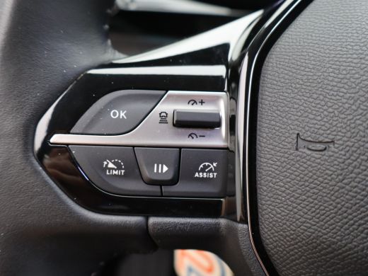 Peugeot 308 1.2 PureTech Allure Pack Business Parkeersenoren Voor en Achter | Dodehoekbewaking | Cruise Contr... ActivLease financial lease