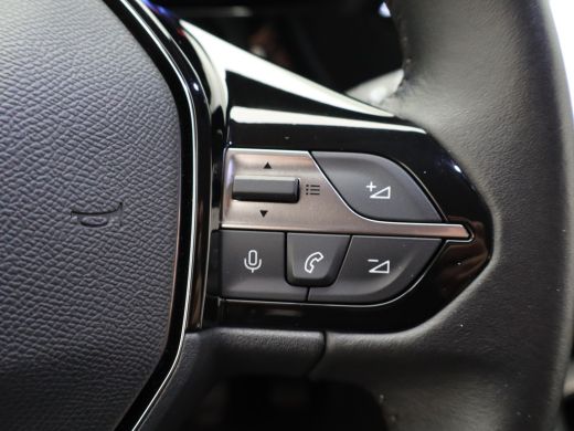 Peugeot 308 1.2 PureTech Allure Pack Business Parkeersenoren Voor en Achter | Dodehoekbewaking | Cruise Contr... ActivLease financial lease