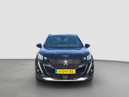 Peugeot e-2008 EV GT 50 kWh SOH 91,38% | Panoramadak | Camera | LED | Parkeersensoren | Full map navigatie | Car... ActivLease financial lease