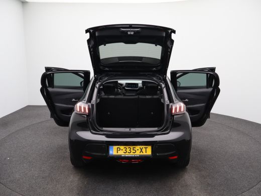 Peugeot e-208 EV Allure Pack 50 kWh 91% SOH | Stoelverwarming | Camera | Parkeersenoren | Climate Control | Gro... ActivLease financial lease