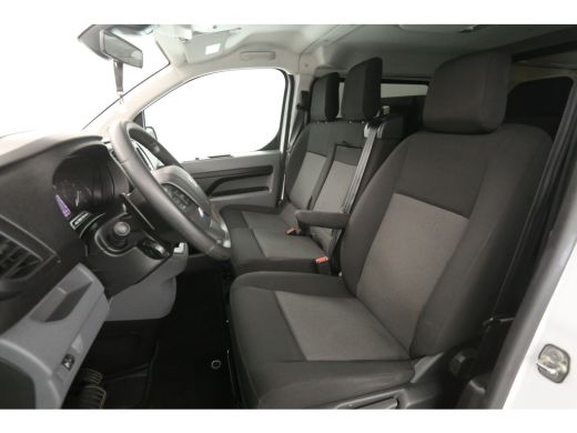 Peugeot Expert 2.0 BlueHDI L3H1 180PK | DC | 6 Zits | Automaat | Airco | Cruise | Camera | Carplay | Navi LED ActivLease financial lease