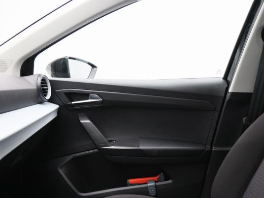 Seat Ibiza 1.0 EcoTSi Style | Cruise Control | Airco | CarPlay | 15 Inch | 49.201 Km !! ActivLease financial lease