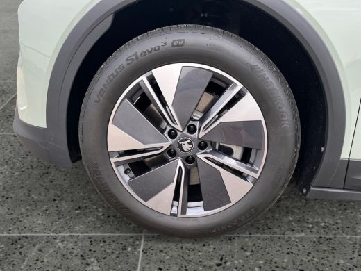 Skoda Elroq 85 Business Edition | Trekhaak | 19'' Velgen 'Regulus' | Keyless | Achteruitrijcamera | Stoel/Stu... ActivLease financial lease