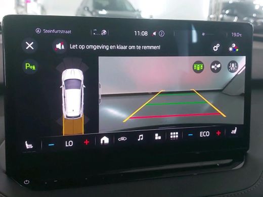 Skoda Enyaq iV 80 First Edition NL-AUTO  | SOH 90% | TREKHAAK| LEDER ActivLease financial lease