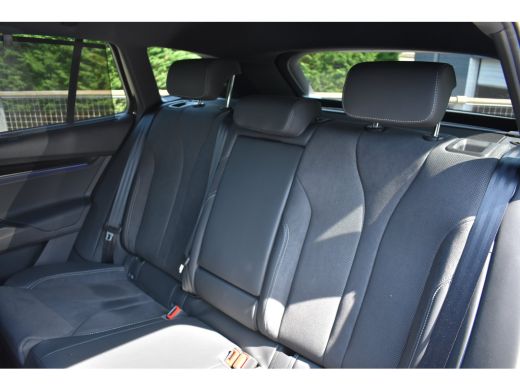 Skoda Enyaq iV 85 Sportline 286PK | TREKHAAK | CAMERA | STUUR+STOELVERW. | APP. CONNECT | ADAPT. CRUISE | NAVIGA... ActivLease financial lease
