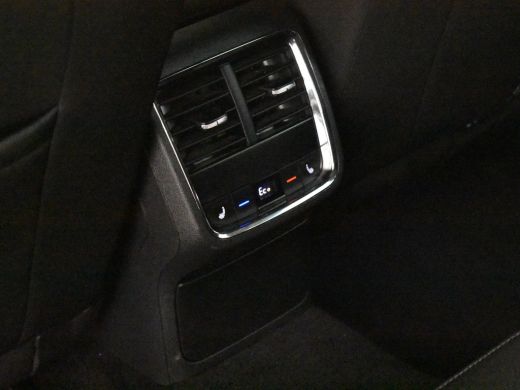 Skoda Octavia Combi 1.4 TSI iV PHEV Business edition 204PK DSG/AUTO | head-up Display | Elecktr stoelen met geh... ActivLease financial lease