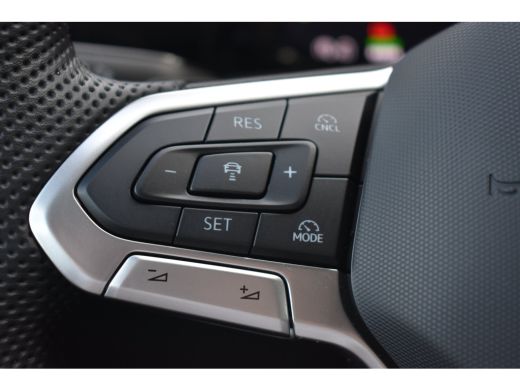 Volkswagen Golf 1.5 TSI 272PK eHybrid GTE PHEV | VERLENGDE GARANTIE | PANORAMA DAK | TREKHAAK | CAMERA | NAVIGATI... ActivLease financial lease