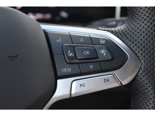 Volkswagen Golf 1.5 TSI 272PK eHybrid GTE PHEV | VERLENGDE GARANTIE | PANORAMA DAK | TREKHAAK | CAMERA | NAVIGATI... ActivLease financial lease