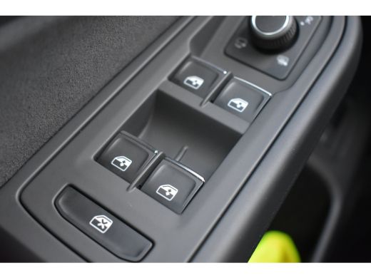 Volkswagen Golf 1.5 TSI 272PK eHybrid GTE PHEV | VERLGENDE GAARNTIE | PANORAMA DAK | TREKHAAK | HEAD-UP | STOELVE... ActivLease financial lease