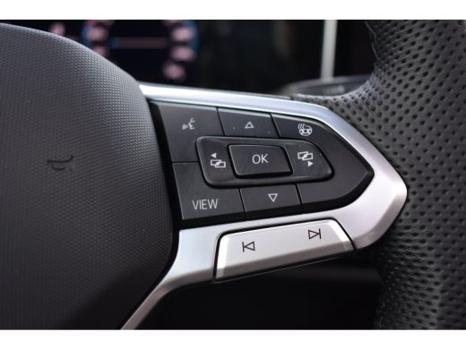 Volkswagen Golf 1.5 TSI 272PK eHybrid GTE PHEV | VERLGENDE GAARNTIE | PANORAMA DAK | TREKHAAK | HEAD-UP | STOELVE... ActivLease financial lease
