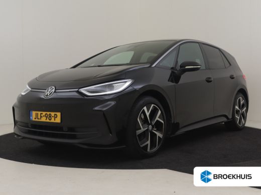 Volkswagen ID.3 Pro Business 59 kWh | 360gr Camera | App connect | Dodehoek detectie | Stoel/stuurverwarming | Cr... ActivLease financial lease