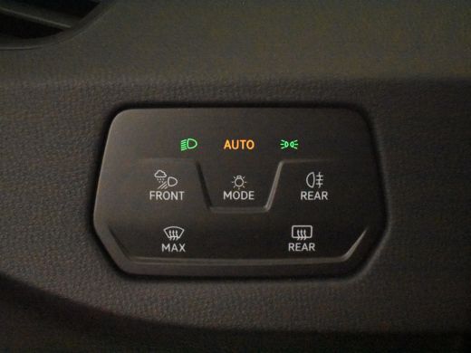 Volkswagen ID.3 Pro Business 59 kWh | 360gr Camera | App connect | Dodehoek detectie | Stoel/stuurverwarming | Cr... ActivLease financial lease