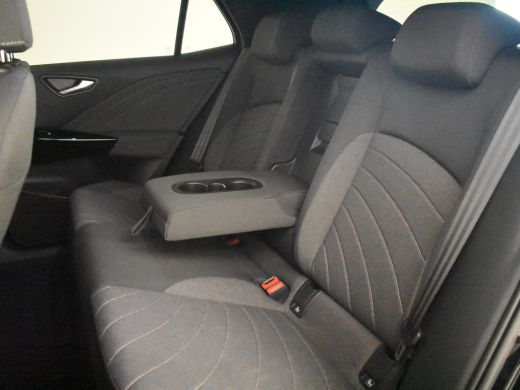 Volkswagen ID.3 Pro Business 59 kWh | 360gr Camera | App connect | Dodehoek detectie | Stoel/stuurverwarming | Cr... ActivLease financial lease