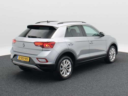 Volkswagen T-Roc 1.0 TSi 110 Pk Life | Adaptive Cruise | Airco | Camera | CarPlay | 17 Inch | 60.043 Km !! ActivLease financial lease