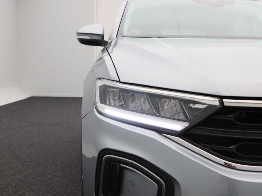 Volkswagen T-Roc 1.0 TSi 110 Pk Life | Adaptive Cruise | Airco | Camera | CarPlay | 17 Inch | 60.043 Km !! ActivLease financial lease