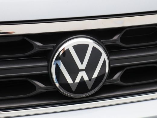 Volkswagen T-Roc 1.0 TSi 110 Pk Life | Adaptive Cruise | Airco | Camera | CarPlay | 17 Inch | 60.043 Km !! ActivLease financial lease