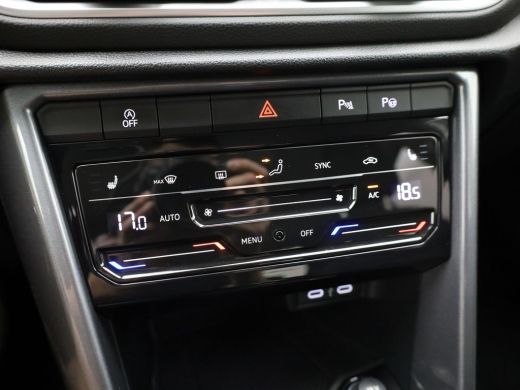 Volkswagen T-Roc 1.5 TSI Style | IQ Light | Camera | Stoelverw. | Prijs Rijklaar!! ActivLease financial lease