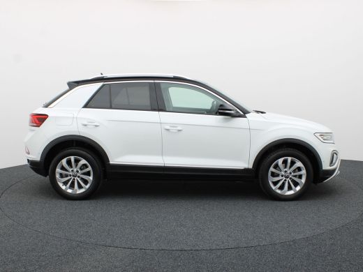 Volkswagen T-Roc 1.5 TSI Style | IQ Light | Camera | Stoelverw. | Prijs Rijklaar!! ActivLease financial lease