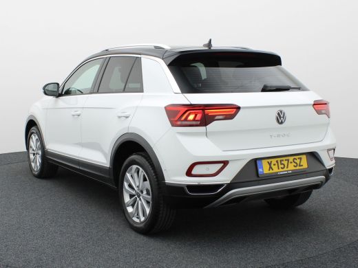 Volkswagen T-Roc 1.5 TSI Style | IQ Light | Camera | Stoelverw. | Prijs Rijklaar!! ActivLease financial lease