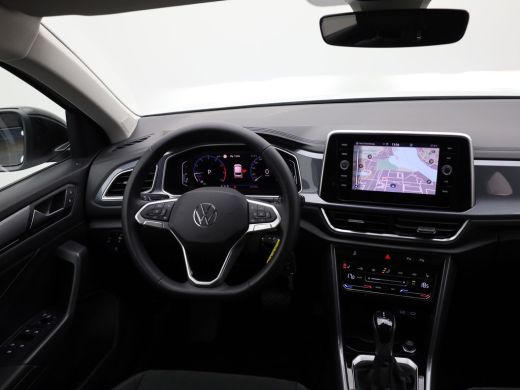 Volkswagen T-Roc 1.5 TSI Style | IQ Light | Camera | Stoelverw. | Prijs Rijklaar!! ActivLease financial lease