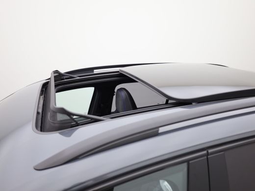Volkswagen Tiguan 1.5 eTSI R-Line Edition | Panodak | Trekhaak wegkl. | Harman/Kardon | 360 Camera | Side Assist | ... ActivLease financial lease