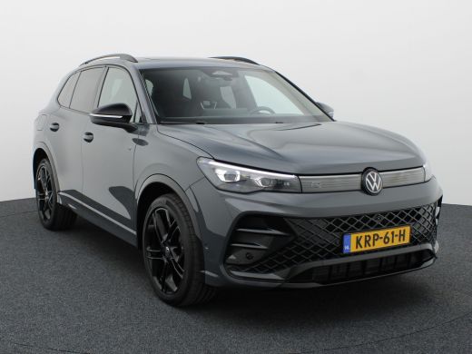 Volkswagen Tiguan 1.5 eTSI R-Line Edition | Panodak | Trekhaak wegkl. | Harman/Kardon | 360 Camera | Side Assist | ... ActivLease financial lease