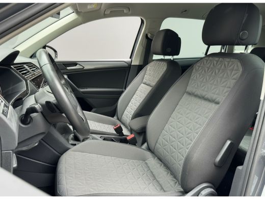 Volkswagen Tiguan TSI 245PK HYBRIDE DSG LIFE TREKHAAK/VIRTUAL/NAVI/ELEKTR.KLEP ActivLease financial lease