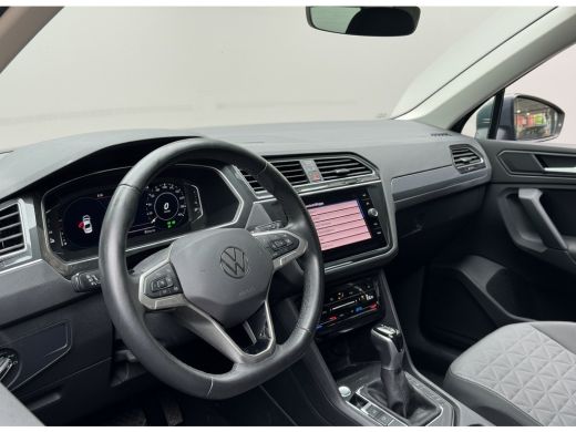 Volkswagen Tiguan TSI 245PK HYBRIDE DSG LIFE TREKHAAK/VIRTUAL/NAVI/ELEKTR.KLEP ActivLease financial lease