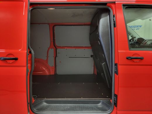 Volkswagen Transporter 2.0TDI Imperiaal 2X Schuifdeur Euro 6! ActivLease financial lease