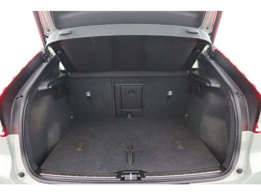 Volvo  C40 Recharge Plus 69 kWh | Panoramadak | 95% SoH | Camera | Keyless | BLIS | Adaptive Cruise | Warmte... ActivLease financial lease
