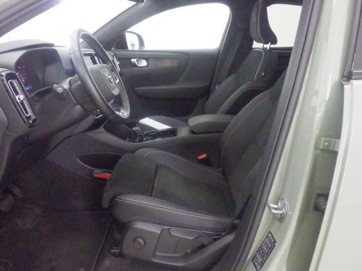 Volvo  C40 Recharge Plus 69 kWh | Panoramadak | Harman/Kardon | Camera | Keyless | BLIS | Adaptive Cruise | ... ActivLease financial lease