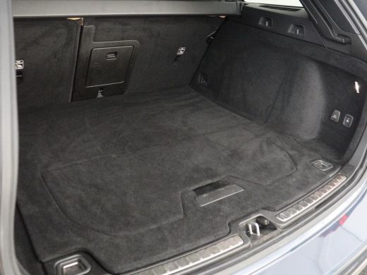 Volvo  V60 2.0 T6 Recharge AWD Inscription | SOH 97.5% | Trekhaak | Panoramadak | Leder | Stoelventilatie | ... ActivLease financial lease
