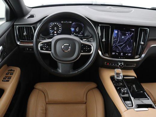 Volvo  V60 2.0 T6 Recharge AWD Inscription | SOH 97.5% | Trekhaak | Panoramadak | Leder | Stoelventilatie | ... ActivLease financial lease
