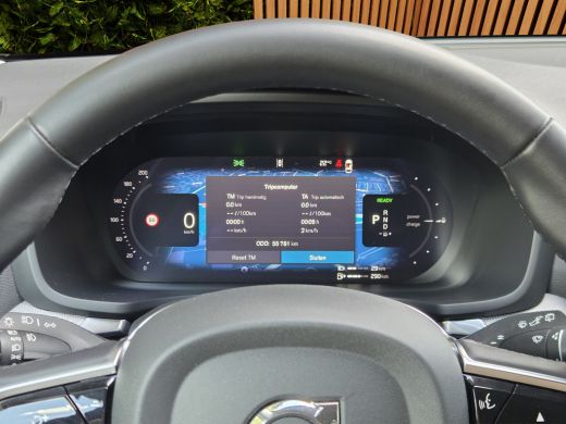 Volvo  V60 2.0 T6 Recharge AWD Plus Dark | Adaptive Cruise | BLIS | Camera | Stuur/stoelverwarming | Keyless... ActivLease financial lease