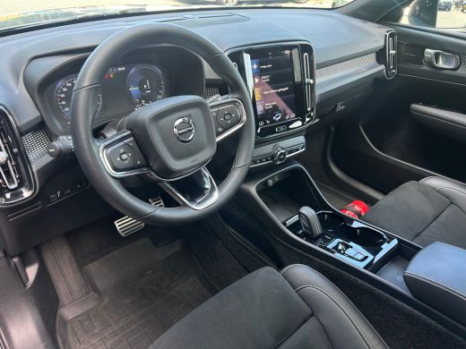 Volvo  XC40 1.5 T5 Recharge R-Design | Panoramadak | Trekhaak | Harman/Kardon | Camera | ActivLease financial lease