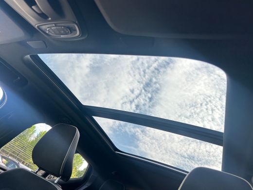 Volvo  XC40 1.5 T5 Recharge R-Design | Panoramadak | Trekhaak | Harman/Kardon | Camera | ActivLease financial lease