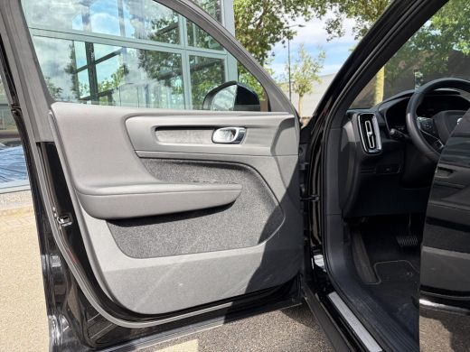Volvo  XC40 Core Recharge SOH 97% | STOEL & STUUR VERWARMING | WARMTEPOMP | ACHTERUITRIJCAMERA | ADAPT. CRUIS... ActivLease financial lease