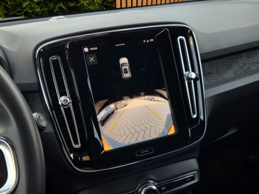 Volvo  XC40 Single Motor Essential 69 kWh | Camera | CarPlay | Draadloze lader | Google Navigatie ActivLease financial lease