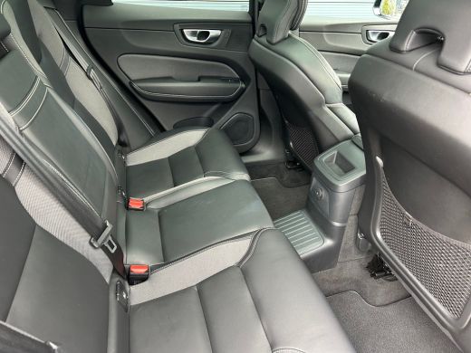 Volvo  XC60 2.0 Recharge T6 AWD R-Design | Luchtvering | Google | Harman/Kardon | 360 Camera | ActivLease financial lease