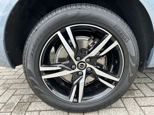 Volvo  XC60 2.0 Recharge T6 AWD R-Design | Luchtvering | Google | Harman/Kardon | 360 Camera | ActivLease financial lease