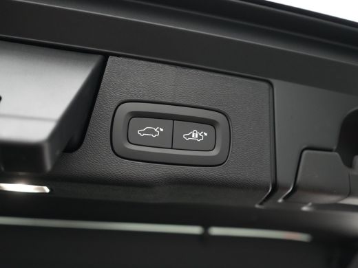 Volvo  XC60 T6 Recharge Plus Black Edition | Luchtvering | Head-Up | Harman/Kardon | 360&deg; Camera | Panoramada... ActivLease financial lease