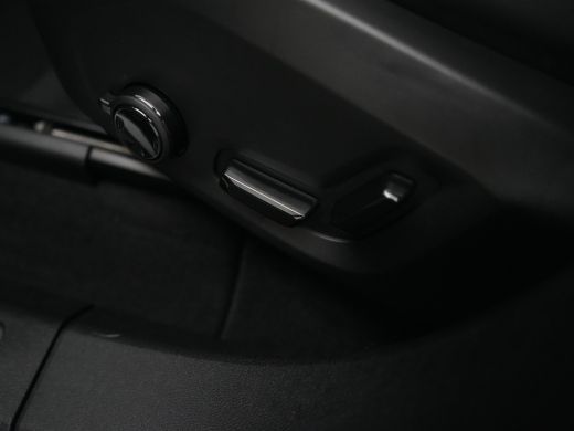Volvo  XC60 T6 Recharge Plus Black Edition | Luchtvering | Head-Up | Harman/Kardon | 360&deg; Camera | Panoramada... ActivLease financial lease