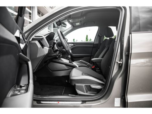 Audi A1 Sportback Sportback 25 TFSI S edition | Stoelverwarming | LED | Adapt. Cruise ActivLease financial lease