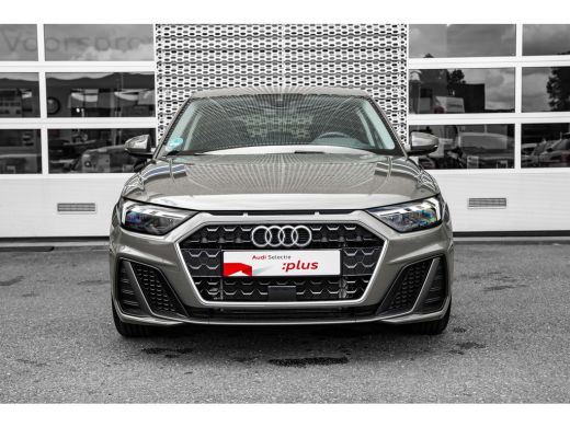 Audi A1 Sportback Sportback 25 TFSI S edition | Stoelverwarming | LED | Adapt. Cruise ActivLease financial lease
