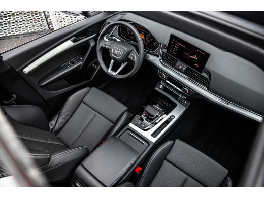 Audi Q5 Sportback 50 TFSI e S edition Competition | Panoramadak | 360 camera | Trekhaak | Panoramadak | H... ActivLease financial lease