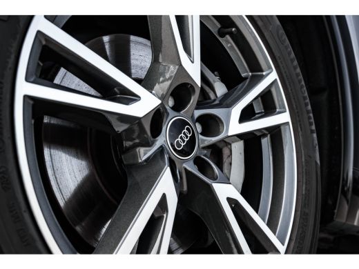 Audi Q5 Sportback 50 TFSI e S edition Competition | Panoramadak | 360 camera | Trekhaak | Panoramadak | H... ActivLease financial lease