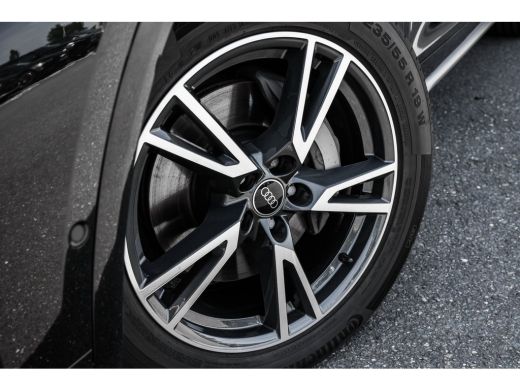 Audi Q5 Sportback 50 TFSI e S edition Competition | Panoramadak | 360 camera | Trekhaak | Panoramadak | H... ActivLease financial lease