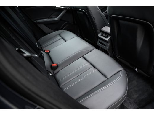 Audi Q6 e-tron Quattro 388pk | Panoramadak | Trekhaak | Stoelverwarming Voor + Achter | Stuurwielverwarming | | ... ActivLease financial lease
